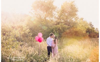 Outdoors maternity photoshoot near Leicester