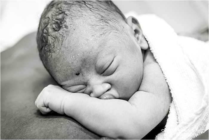 birth photographer nottingham baby